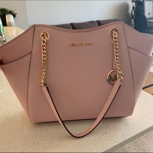 Michael Kors Jet Set Leather Purse in Blossom 🌸